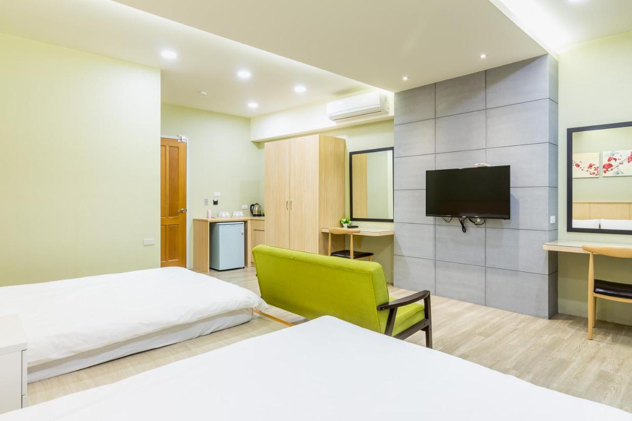 Enjoy Slow Living Tainan Bagian luar foto